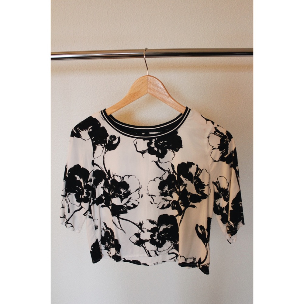 Abercrombie Sporty Floral Crop